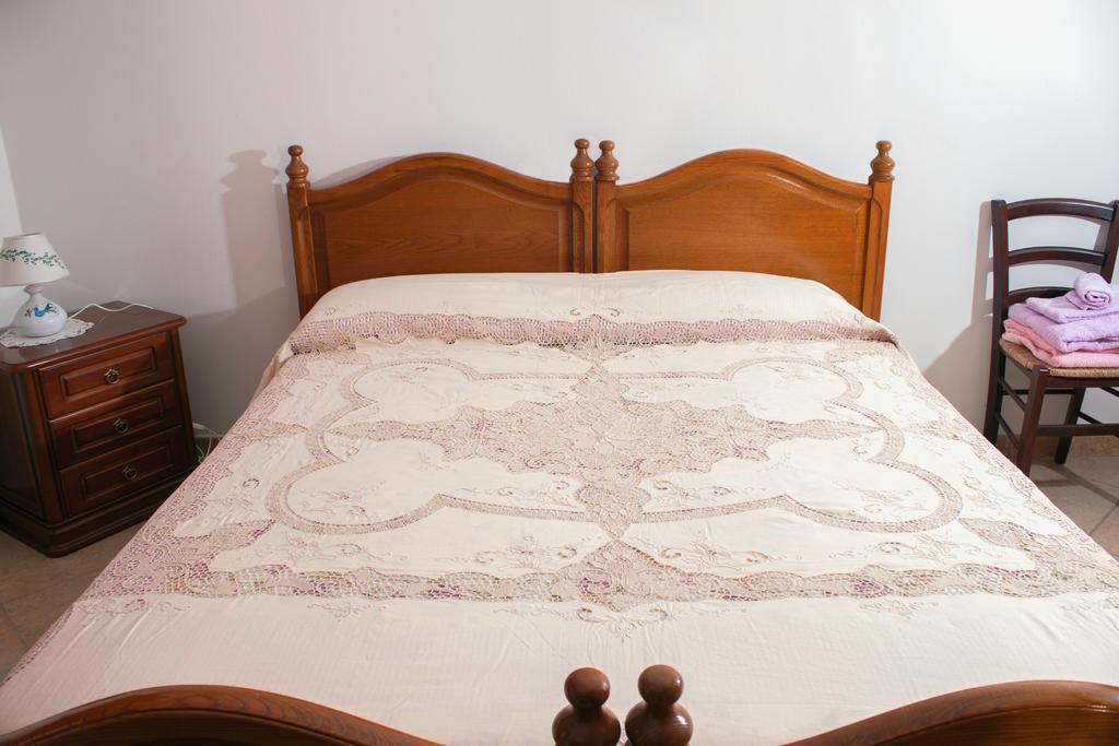 Il Vecchioliveto Di Ornella Bed & Breakfast Marrubiu Ngoại thất bức ảnh
